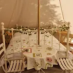 Luxe tent Koppany Pines - Bell Tent Koppanyszanto
